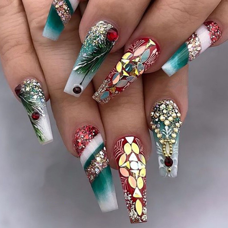 کرسمس کے مصنوعی ناخن